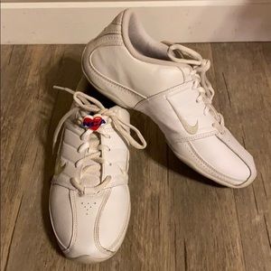 Nike cheer shoes